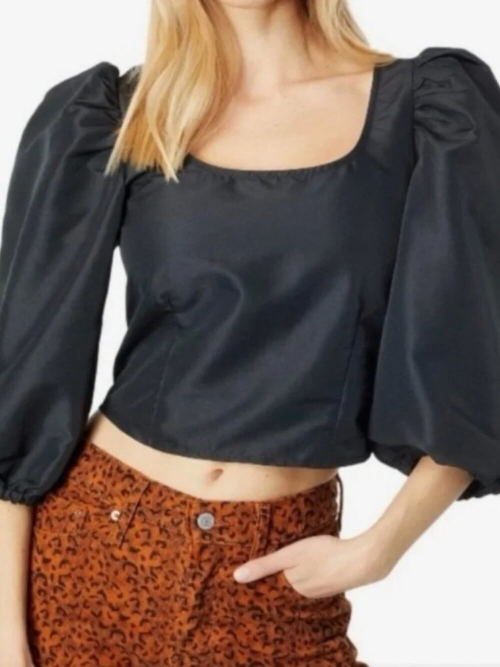 Levi's Puff Sleeve Black Crop Top